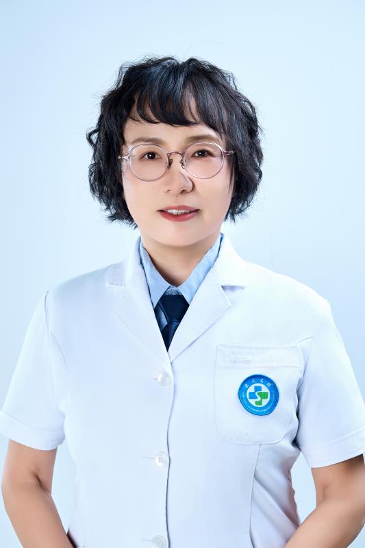周敏.jpg